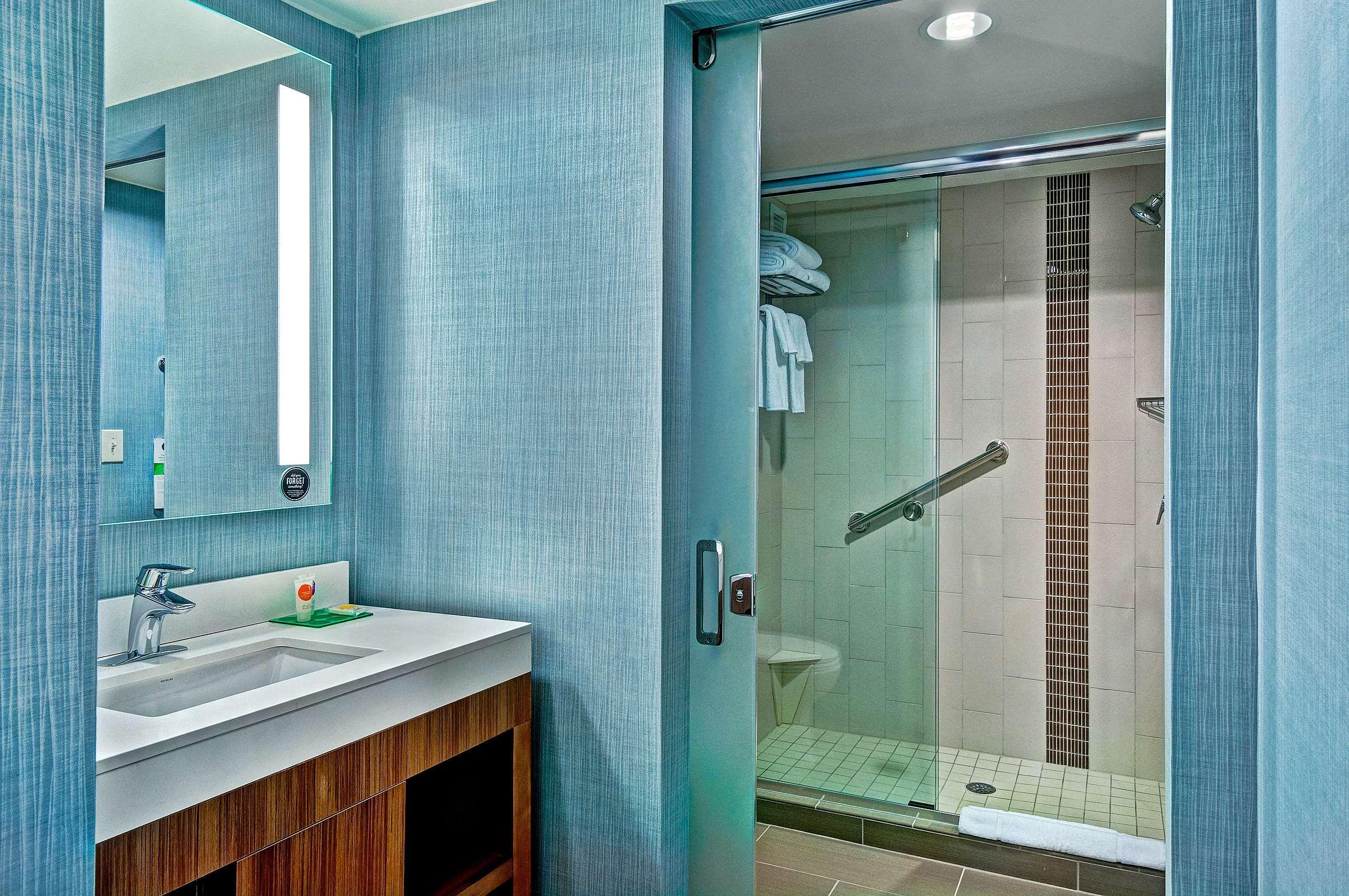 Hyatt Place Fredericksburg At Mary Washington Exterior photo